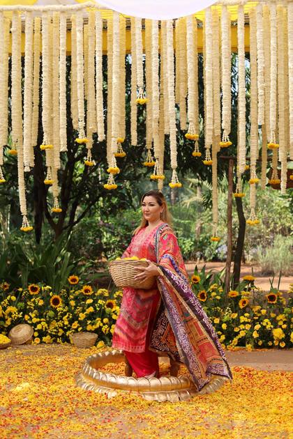 Photo-op and Ceiling — Haldi decor — Taj Exotica